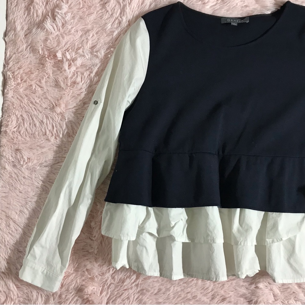 Gracia black and white long sleeve top